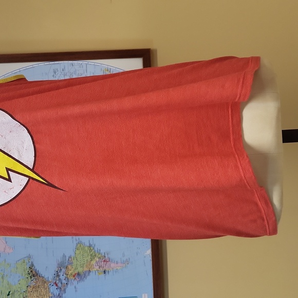 DC Comics The Flash Logo men's Tank Top, Size Medium - Picture 3 of 9